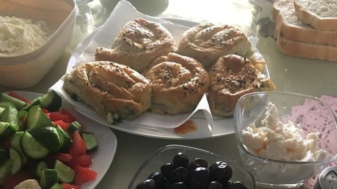 Kahvaltıda neli börek isterdiniz?