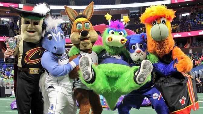 Futbol takımı kursanız maskot olarak hangi hayvanı seçersiniz ve neden?
