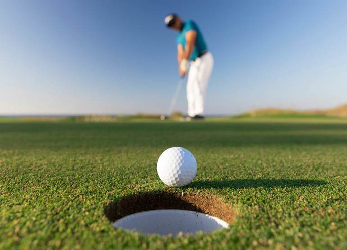 Golf oynamayı sever misiniz?