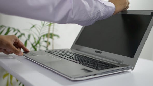 Bilgisayarı açtığınızda ilk girdiğiniz site hangisi?