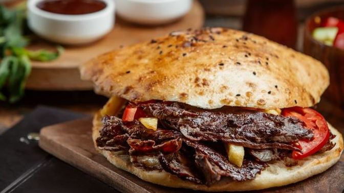 Tavuk Döner mi Et Döner mi? ?