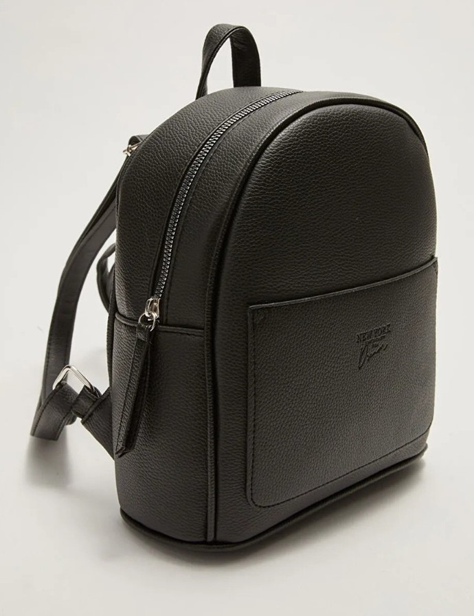 LC Waikikiden çanta aldım ama kararsızım, geri vermeyi düşünüyorum, günlük kullanım için sizce hangisi daha iyi?