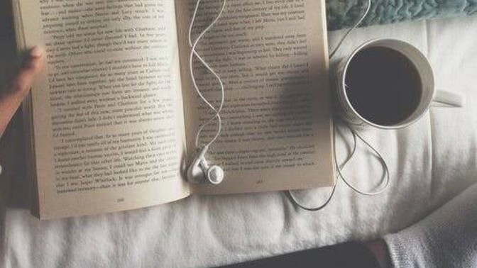 1 müzik 1 kitap önerisi olan var mı?