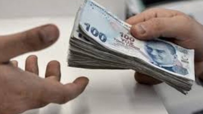 Kimseye borç para verir misin, alır mısın?