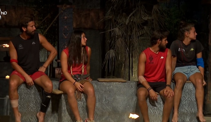 Survivor’da son 4 isim belli oldu! Adem, Ayşe, Batuhan ve Nisa! Sizce şampiyon hangi isim olacak?