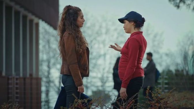İki kardeşsiniz, anne babanız size ayrı imkan ona ayrı imkan sunuyor, ne yapardınız?