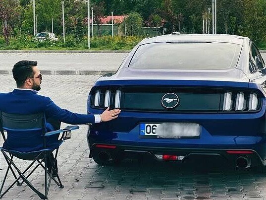 2000 beygir gücünde Lotus Evija mı yoksa Tesla mı?