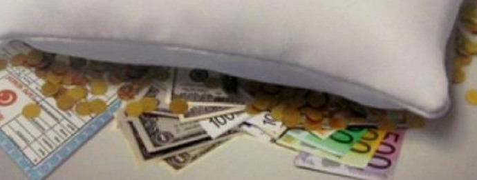 Paranızı nerede tutuyorsunuz: Yastık altı, banka?