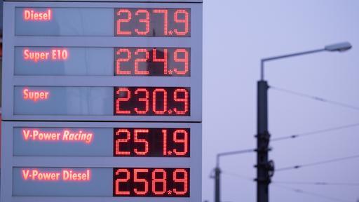 Motorine 84 kuruş daha indirim geliyor! Sizce indirimler devam eder mi?