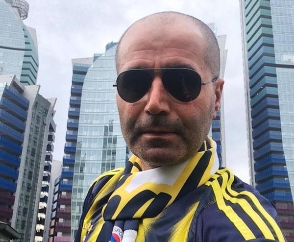 Galatasaraylı olarak komaya girdi, Fenerbahçeli olarak uyandı! Hangi takımı tutuyorsunuz?