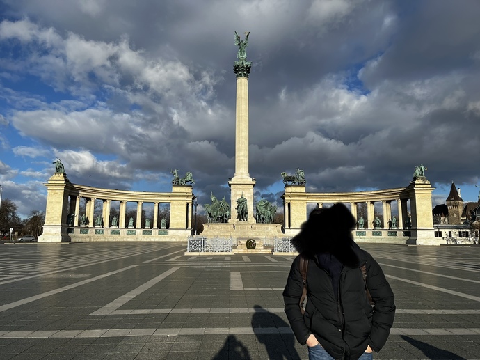 Roma mı Budapeşte mi?