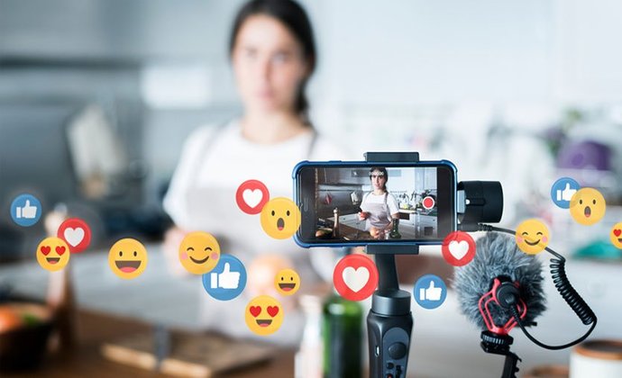 Severek takip ettiğiniz bir influencer var mı?