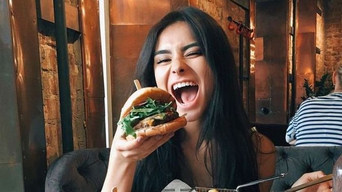 Bugün neler yediniz , yemek yerken kalori hesabı yapıyor musunuz?