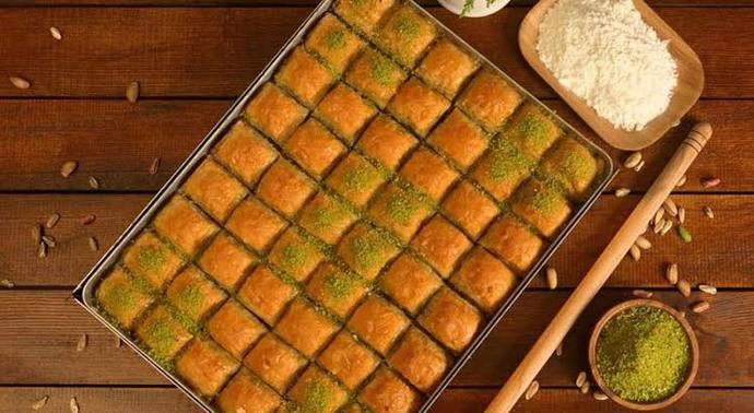 Bayramlarda tercihiniz el yapımı tatlılar mı hazır tatlılar mı oluyor?