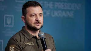 Volodimir Zelenski çok yakışıklı değil mi?