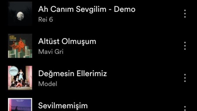 Çalma listesinin ismi değişmiyor?