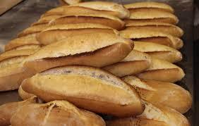 Bugün bizim burada ekmek 4 lira oldu. Sizin orada kaç lira?