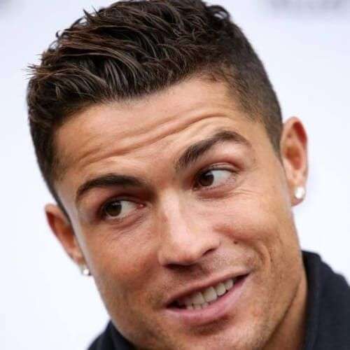 En beğendiğiniz Cristiano Ronaldo saç modeli nedir?