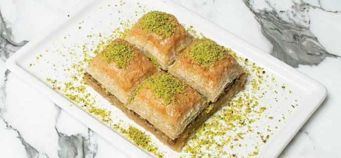 Şerbetli baklava mı, soğuk baklava mı damak tadınıza daha çok uyuyor?