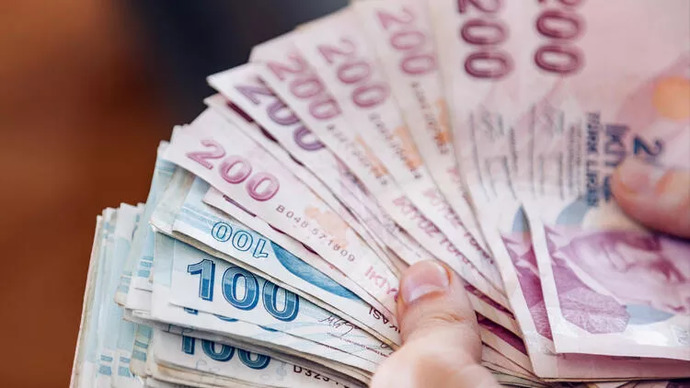 Asgari ücret, yüzde 30 artışla net 5500 ₺ oldu. Sizce beklentileri karşılayan bir zam oldu mu?