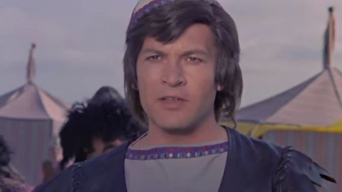 Malkoçoğlu ve Karaoğlan film serilerini seviyormusunuz?