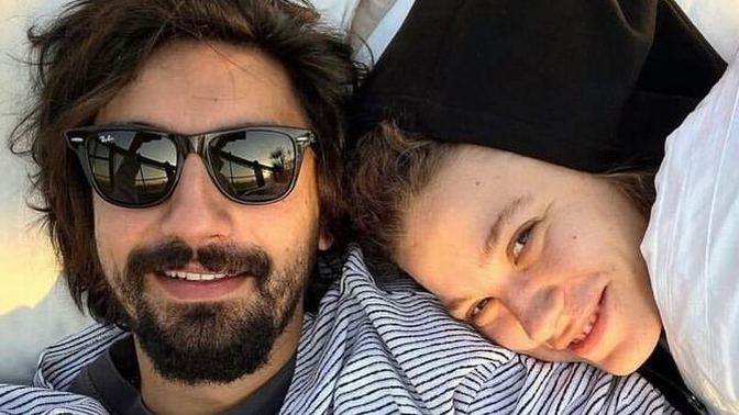 Umut Evirgen ve Serenay Sarıkaya çiftinden ilk kare geldi, çifti yakıştırıyor musunuz?