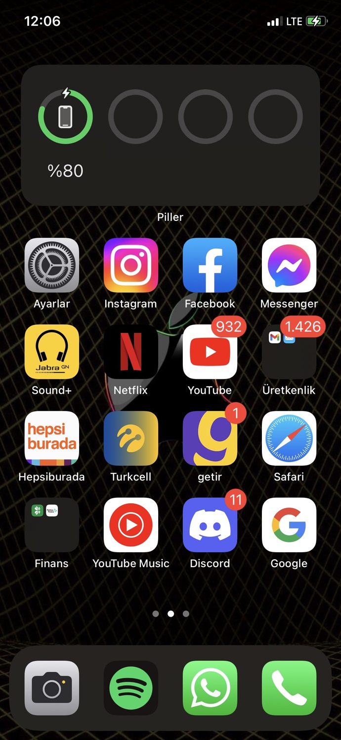 Telefonunuzun Duvar Kağıdını Paylaşın Yorumlarda Bakalım Neler Var?