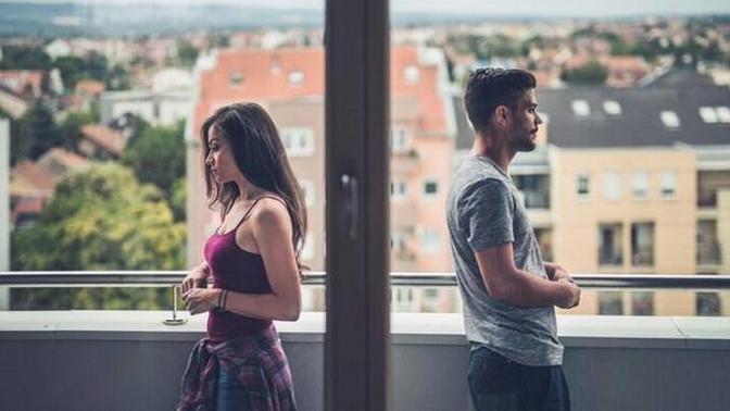 Sizi aldatan eski sevgiliniz herhangi bir sebepten dolayı yardımınızı istese, tepkiniz ne olur?