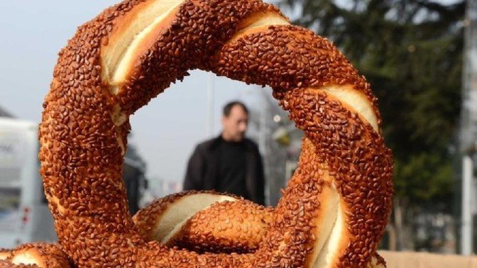 İstanbul’da simide yüzde 25 zam. Simide 5 lira verir misiniz?