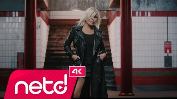 En sevdiğiniz Ajda Pekkan şarkısı hangisi?