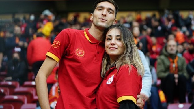Sevdiğiniz için onun tuttuğu takımın formasını giyer miydiniz?