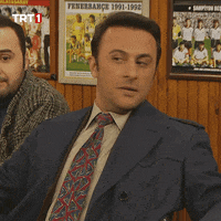Sizin de babanız yemek yerken çok ses çıkartır mı ya? En nefret ettiğim şey, normal sessizce yemek yemiyor?