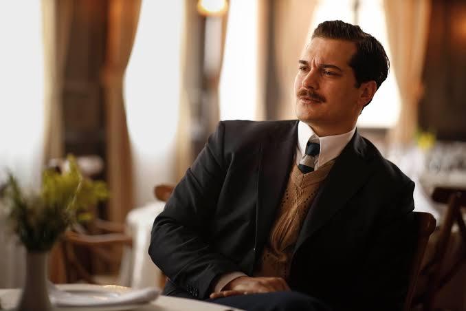 Çağatay Ulusoyun oynadığı karakterlerden favorin hangisi?