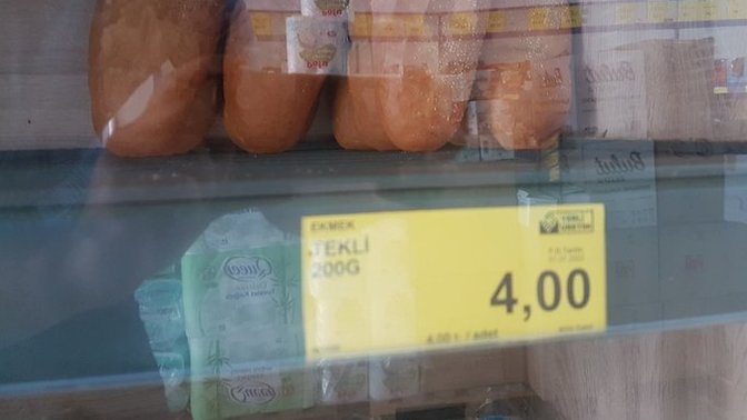 Kim derdi ki bir gün bu ülkede ekmek lüks olacak?