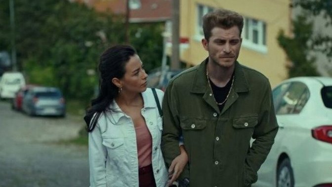 Askerdeyken sürekli konuşan, askerden gelince hiç yazmayan sevgilinin derdi nedir?