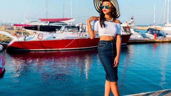 Crop top kimlere yakışır?