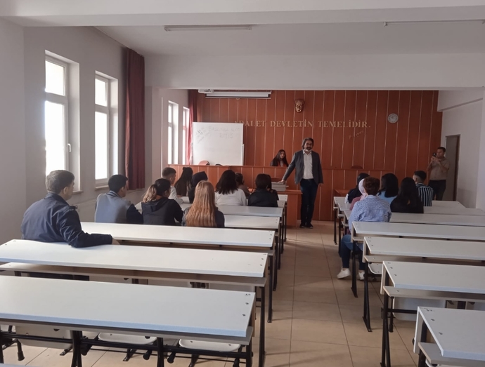 Adalet Bölümü Dersleri Nelerdir?