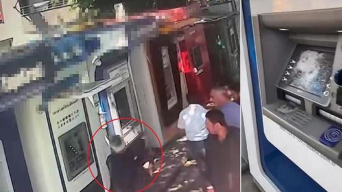ATM'leri çekiçle kıran saldırgan, para çeken adamı bekledi. ATM'lerde sabırla sıra bekleyebiliyor musun?