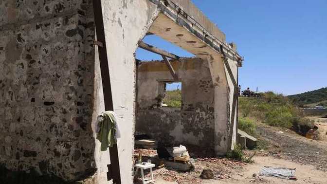 Burdan yazlık sezonluk kafe olur mu, denize sıfır?