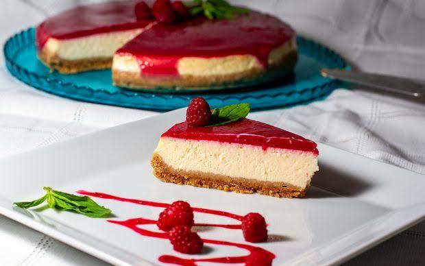 Cheesecake tatlısını frambuazlı mi kakaolu mu yoksa limonlu mu seversiniz?