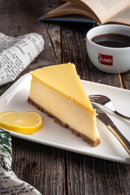Cheesecake tatlısını frambuazlı mi kakaolu mu yoksa limonlu mu seversiniz?