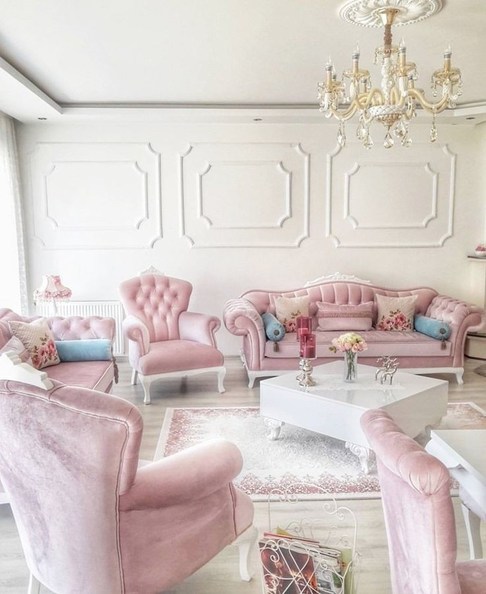 Pembe renk eşyalar çocuk işi midir?