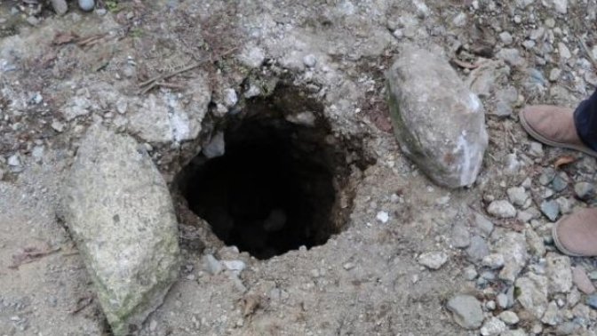 Rize'de aniden oluşan delik merak yarattı! Meraklı birisi misiniz?
