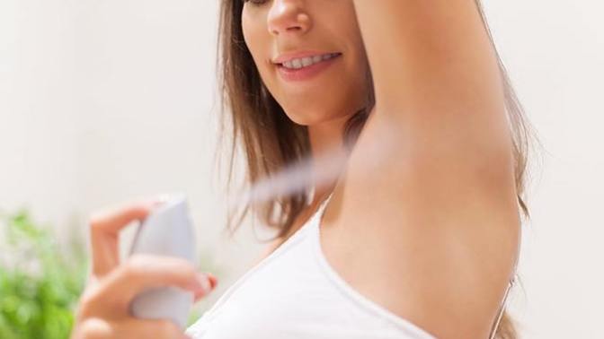 Uyumadan önce deodorant sıkılır mı?