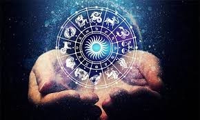 Astroloji ve burçlara inananların zekası sorgulanmalı mı?