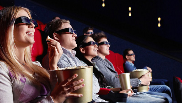 Beraber film izleyebileceğiniz birileri var mı?