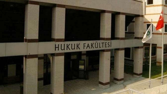 Hukuk seçmeli miyim?