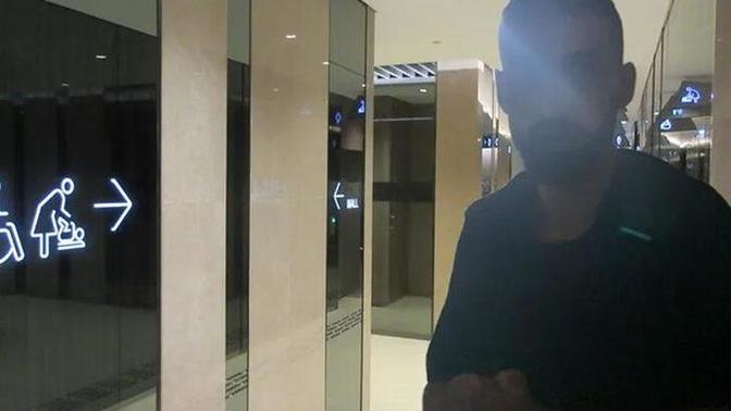 Kadınlar tuvaletinde yabancı uyruklu biri yakalandı! Ceza mı almalı, sınırdışı mı edilmeli?