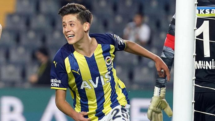 Emre Mor-Arda Güler ikilisi göz dolduruyor! Bu sezon gençlerin başarılı olacağını düşünüyor musunuz?
