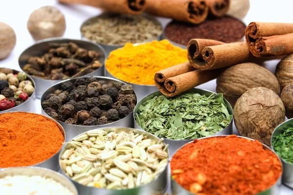 Şifası ve lezzetiyle baharatların da birer ilaç olduğunun bilincinde misiniz?